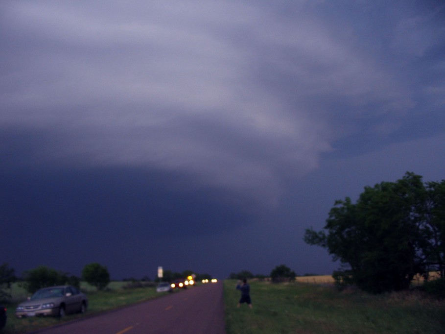 cumulonimbus supercell_thunderstorm : E of Benjamin, Texas, USA   13 May 2005