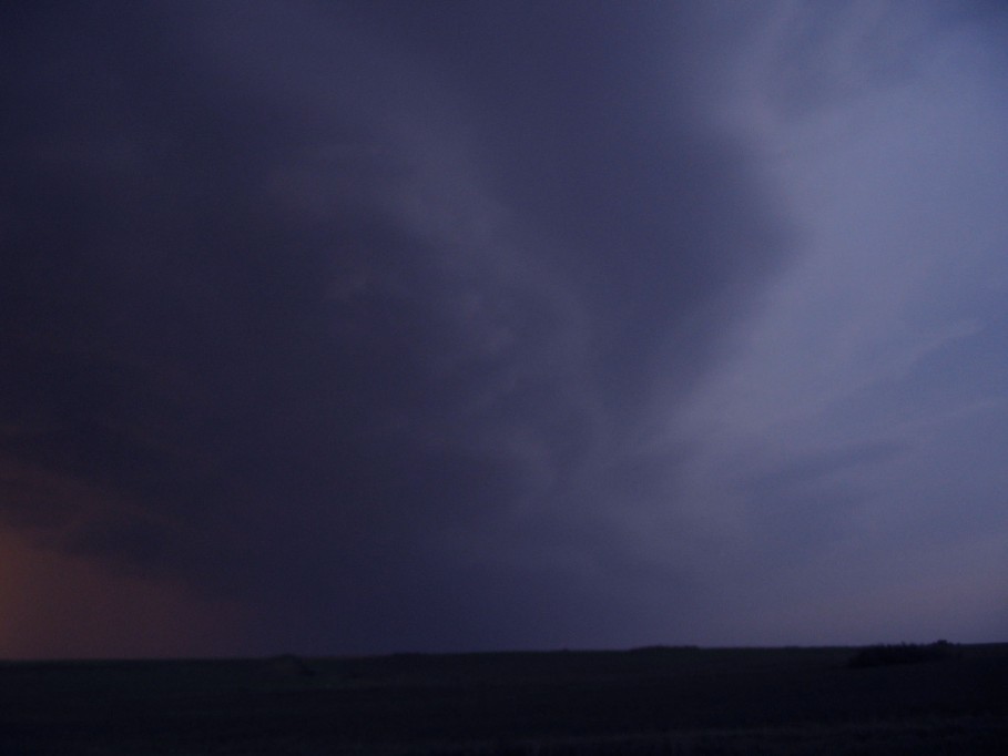 shelfcloud shelf_cloud : near Amherst, Nebraska, USA   17 May 2005