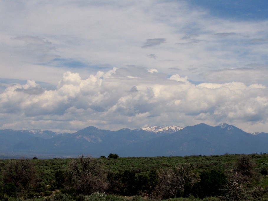 snow snow_pictures : S of Taos, New Mexico, USA   27 May 2005