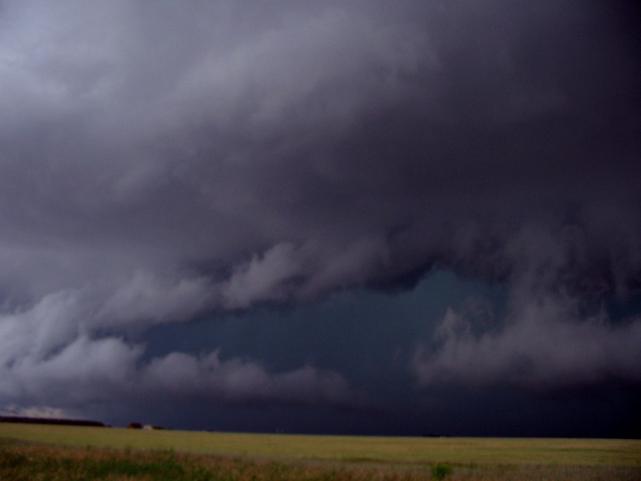 shelfcloud shelf_cloud : near Dimmit, Texas, USA   31 May 2005