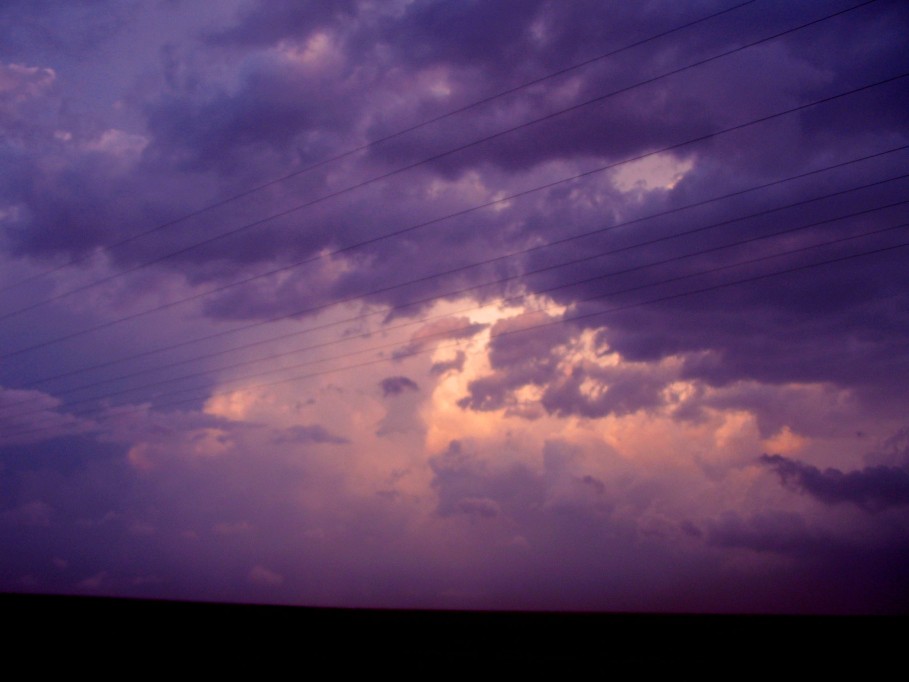 cumulonimbus supercell_thunderstorm : W of Lubbock, Texas, USA   31 May 2005