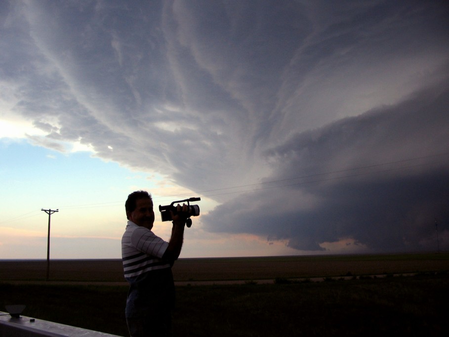 cumulonimbus supercell_thunderstorm : I-70 near Flagler, Colorado, USA   2 June 2005