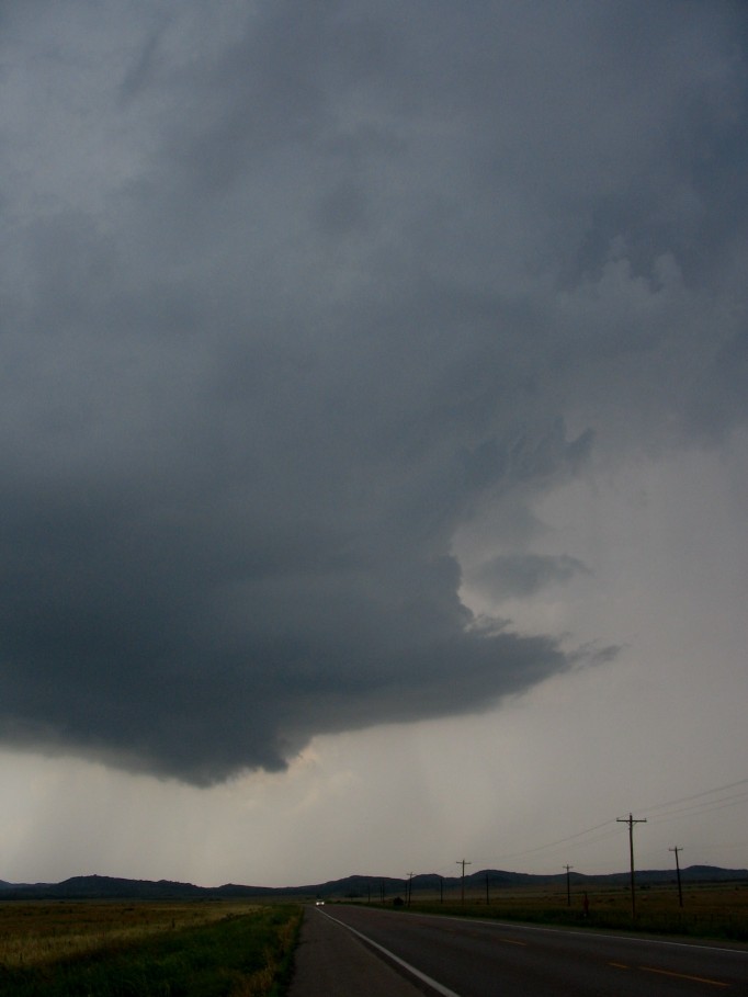 wallcloud thunderstorm_wall_cloud : Mountain Park, N of Snyder, Oklahoma, USA   5 June 2005