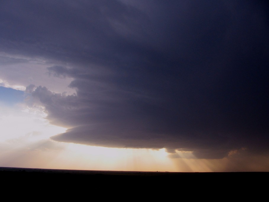 cumulonimbus supercell_thunderstorm : Lebanon, Nebraska, USA   6 June 2005