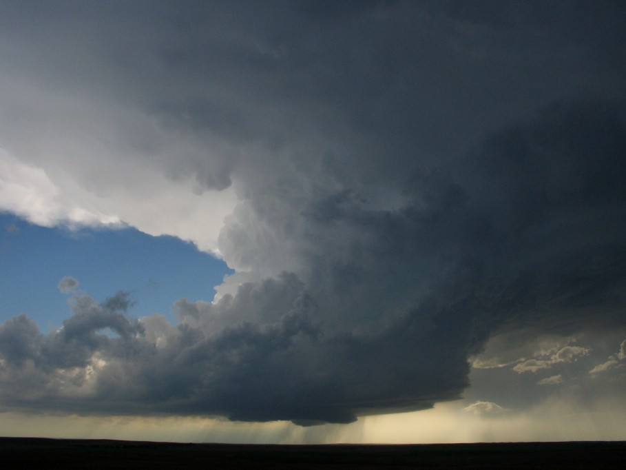 updraft thunderstorm_updrafts : E of Wanblee, South Dakota, USA   7 June 2005