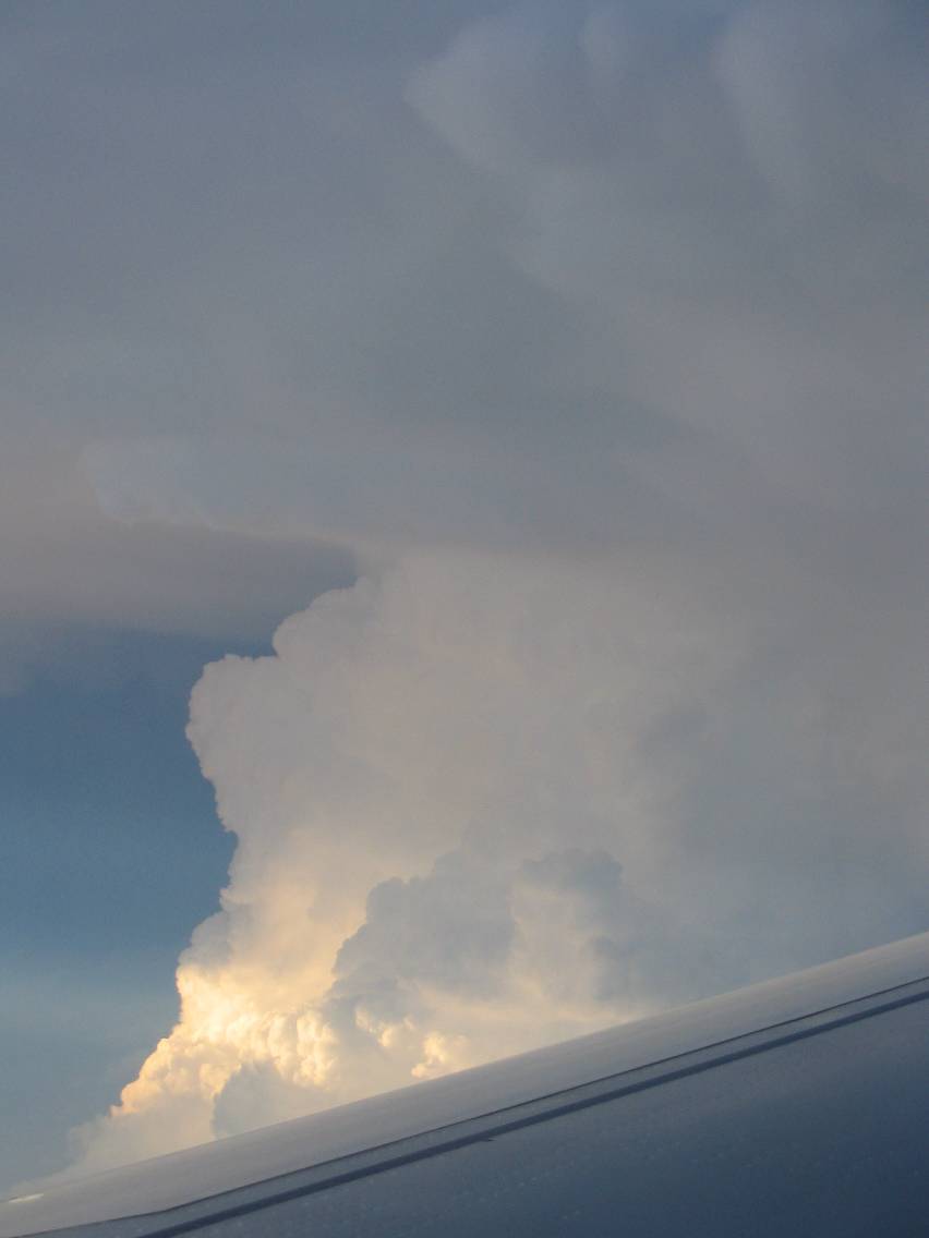 cumulonimbus supercell_thunderstorm : above W Texas, USA   9 June 2005