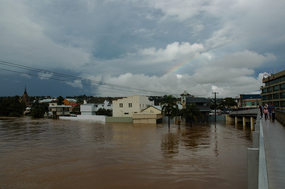 rainbow rainbow_pictures : Lismore, NSW   30 June 2005