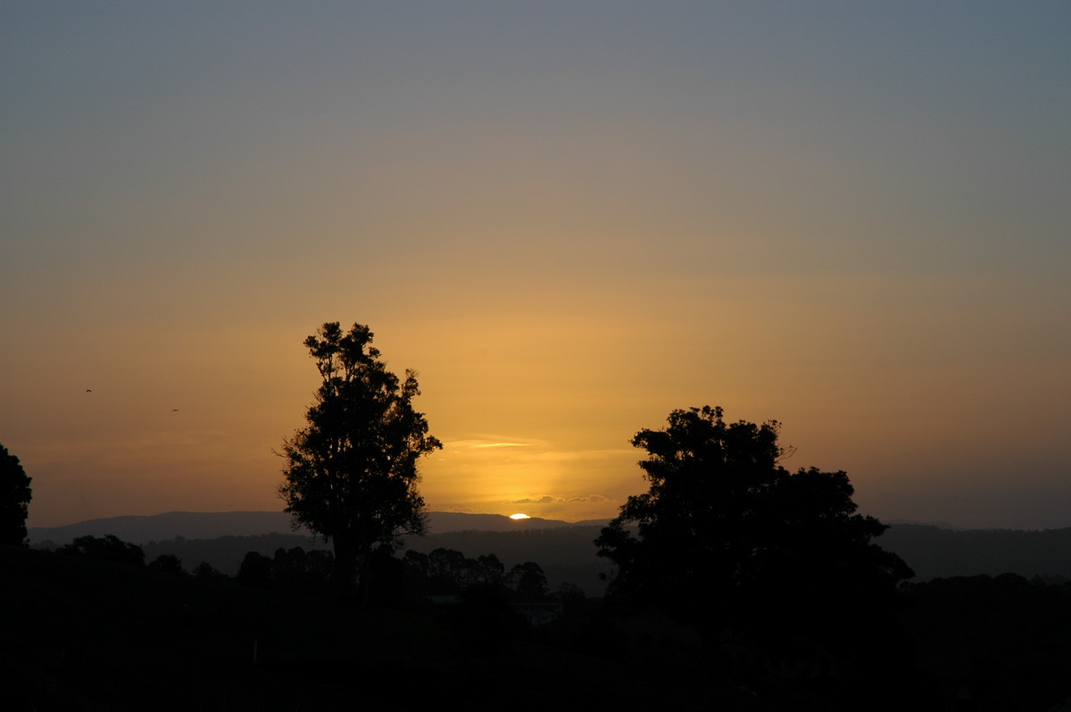 sunset sunset_pictures : McLeans Ridges, NSW   11 July 2005