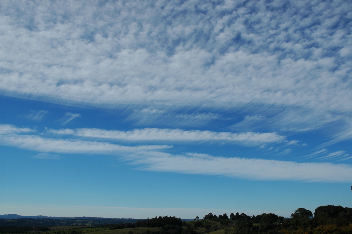 altocumulus altocumulus_cloud : McLeans Ridges, NSW   11 August 2005