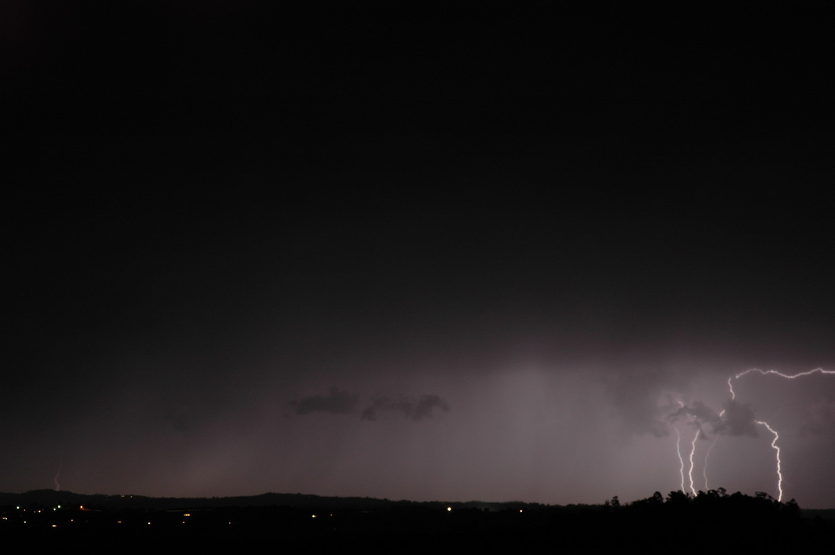 lightning lightning_bolts : McLeans Ridges, NSW   11 September 2005