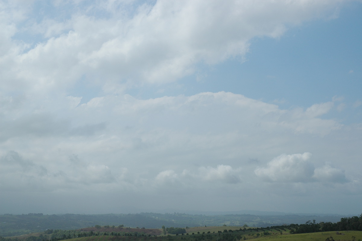 thunderstorm cumulonimbus_incus : McLeans Ridges, NSW   16 October 2005