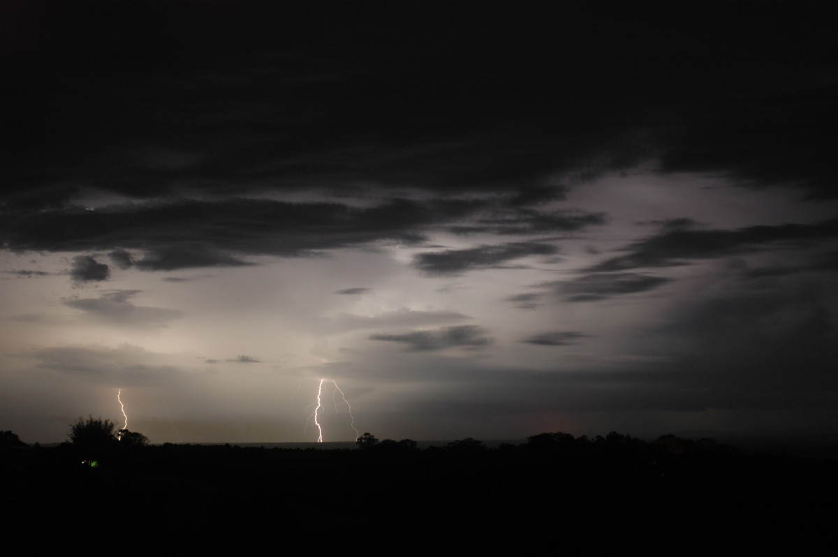 lightning lightning_bolts : Tregeagle, NSW   25 October 2005