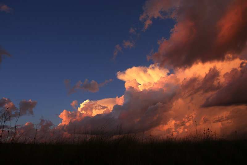 thunderstorm cumulonimbus_incus : Nowendoc, NSW   27 October 2005