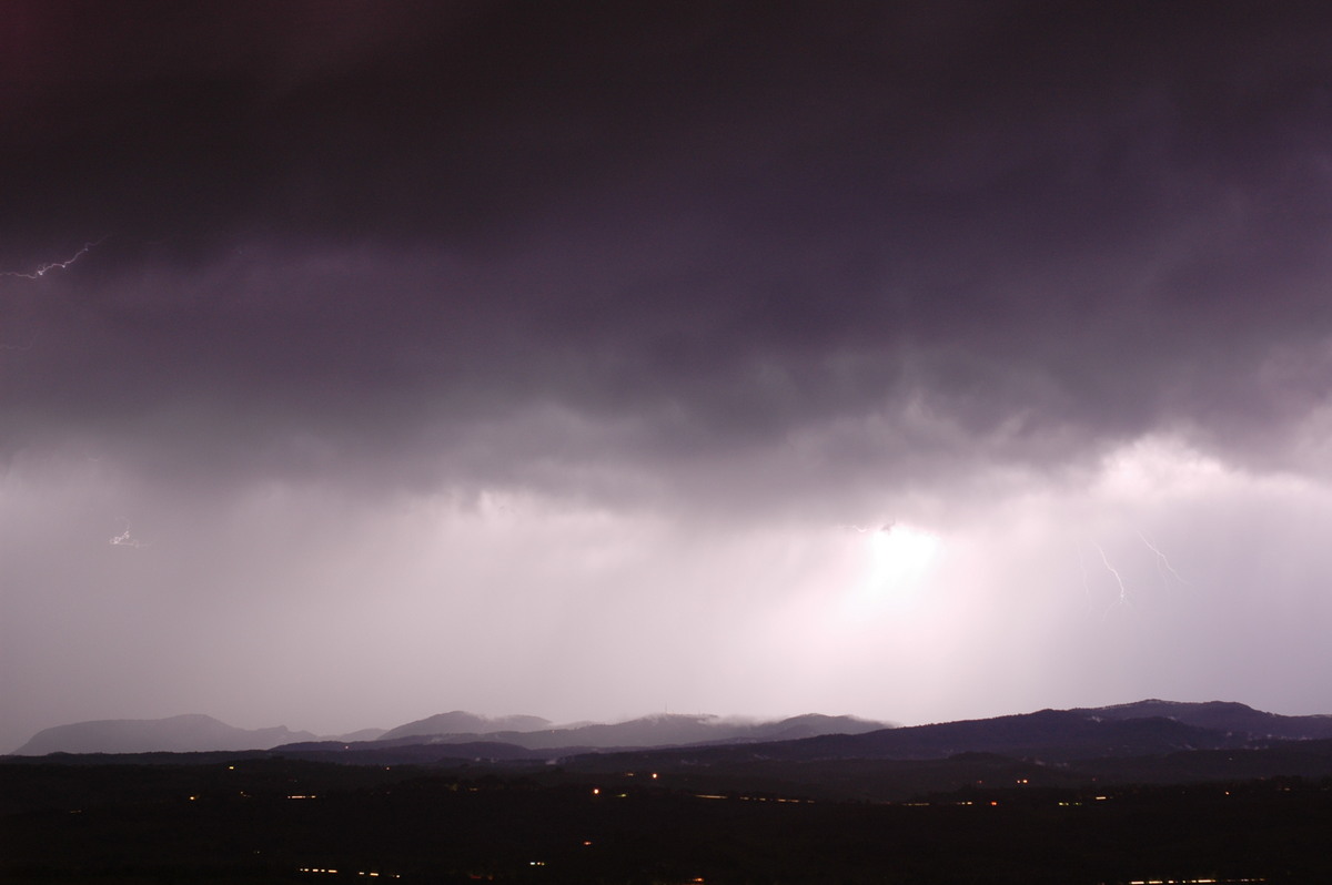 lightning lightning_bolts : McLeans Ridges, NSW   27 October 2005