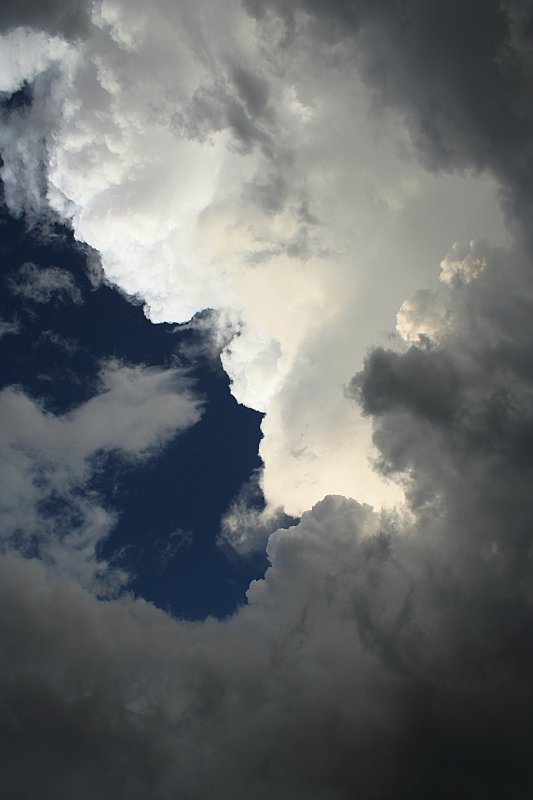 updraft thunderstorm_updrafts : Nyngan, NSW   7 November 2005