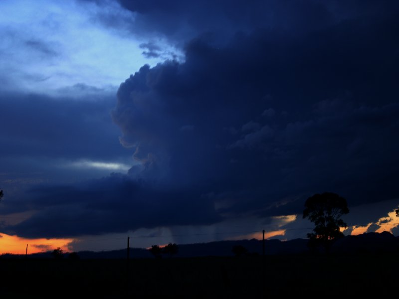 cumulonimbus supercell_thunderstorm : Coonabarabran, NSW   25 November 2005