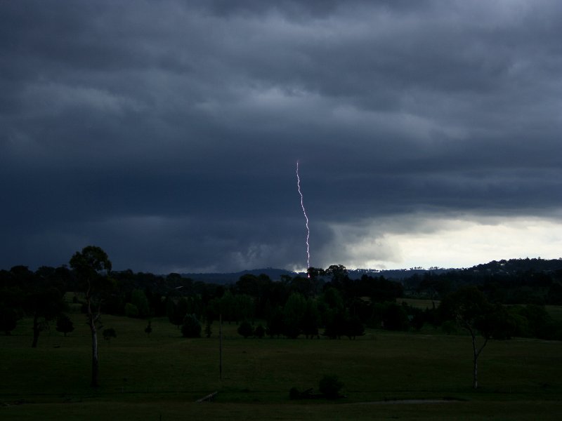 cumulonimbus thunderstorm_base : Armidale, NSW   27 November 2005