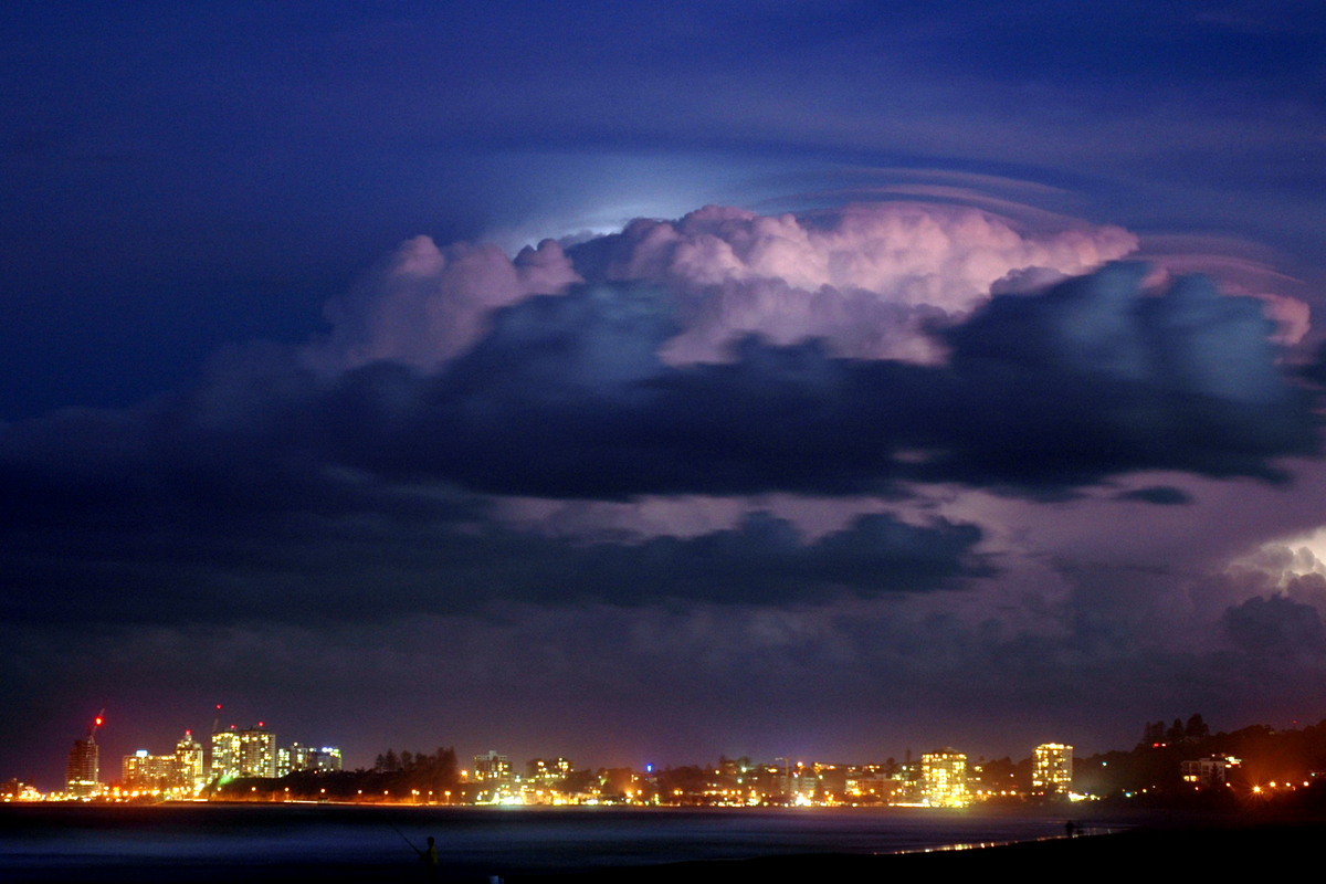 lightning lightning_bolts : Gold Coast, QLD   27 November 2005