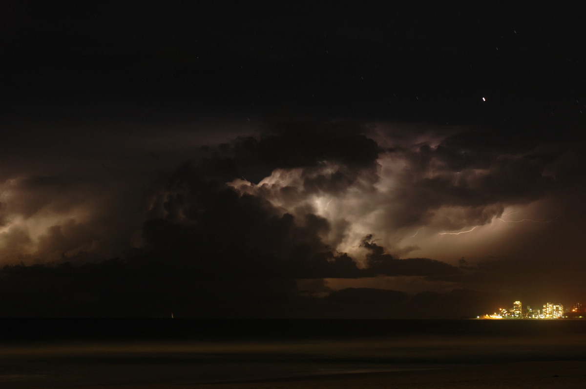 lightning lightning_bolts : Gold Coast, QLD   27 November 2005