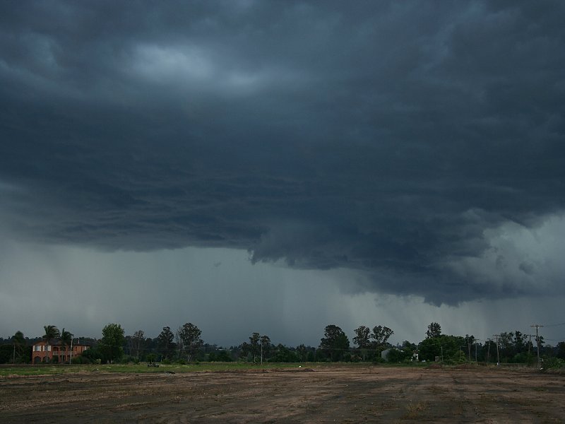 cumulonimbus thunderstorm_base : Yurramundi, NSW   29 November 2005