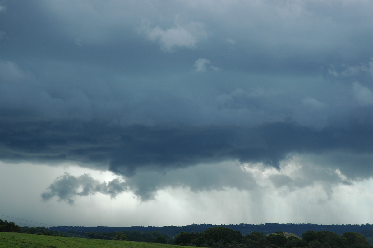 cumulonimbus thunderstorm_base : Saint Helena, NSW   29 November 2005