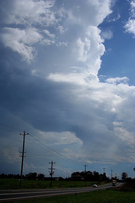 updraft thunderstorm_updrafts : Luddenham, NSW   1 December 2005