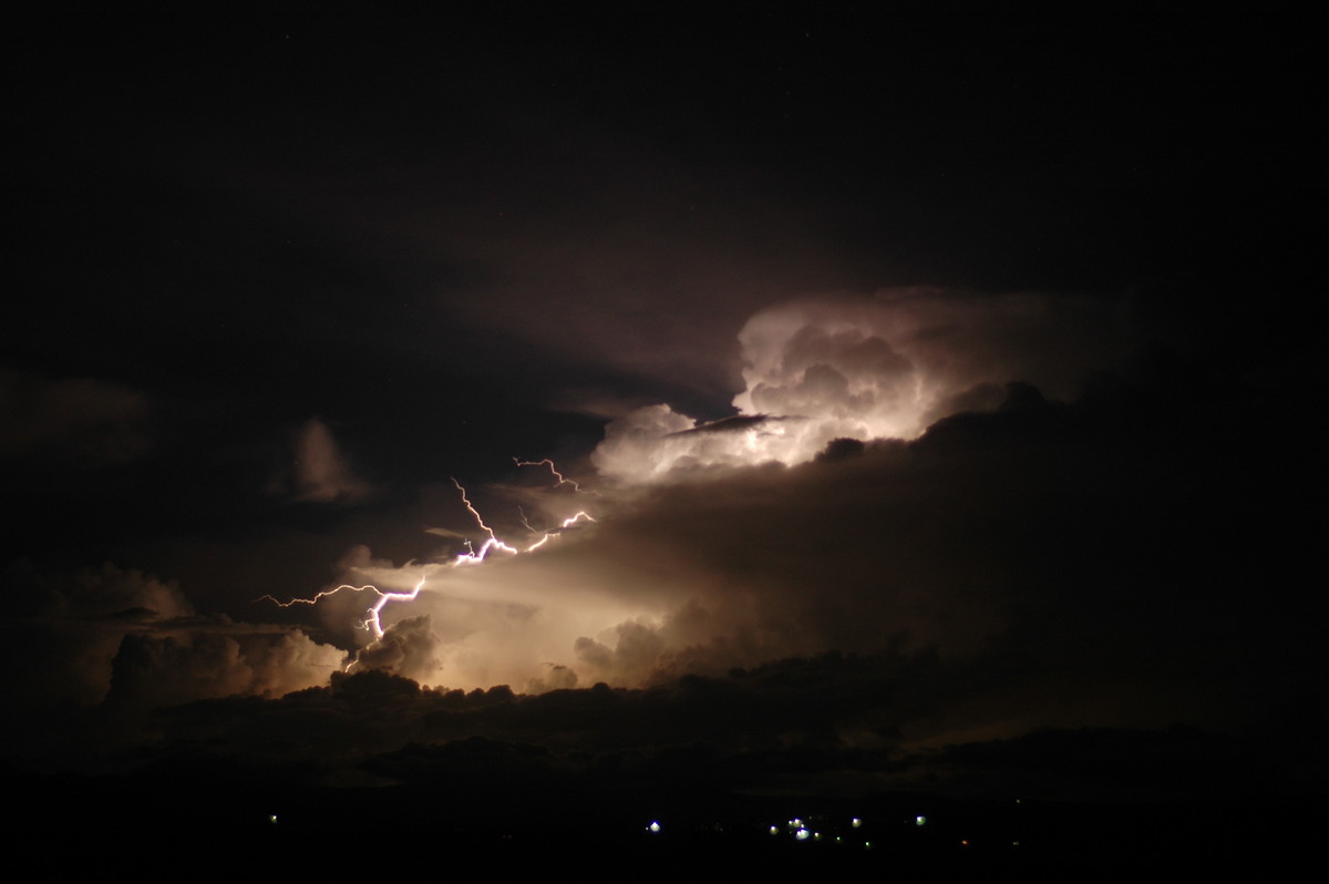 lightning lightning_bolts : McLeans Ridges, NSW   1 December 2005