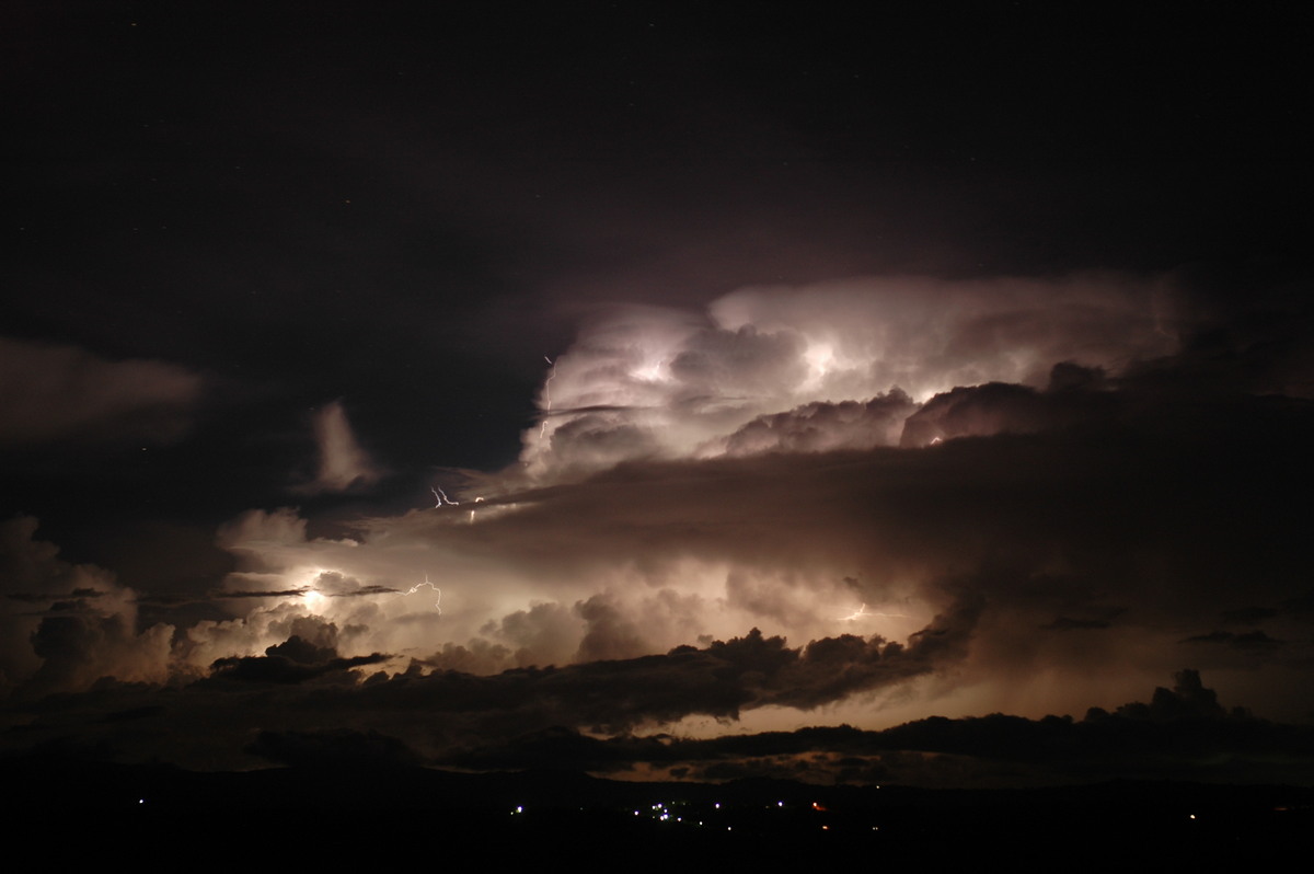 lightning lightning_bolts : McLeans Ridges, NSW   1 December 2005