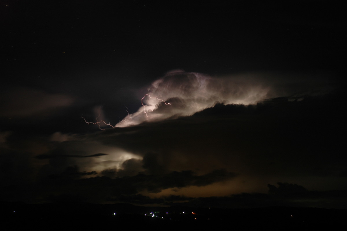 lightning lightning_bolts : McLeans Ridges, NSW   1 December 2005