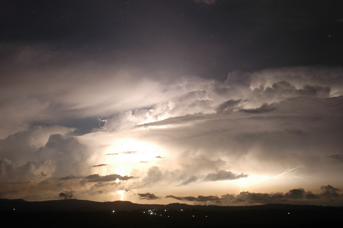 lightning lightning_bolts : McLeans Ridges, NSW   1 December 2005