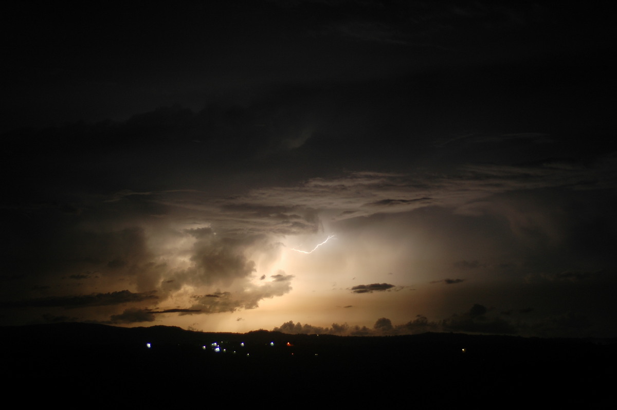 lightning lightning_bolts : McLeans Ridges, NSW   1 December 2005