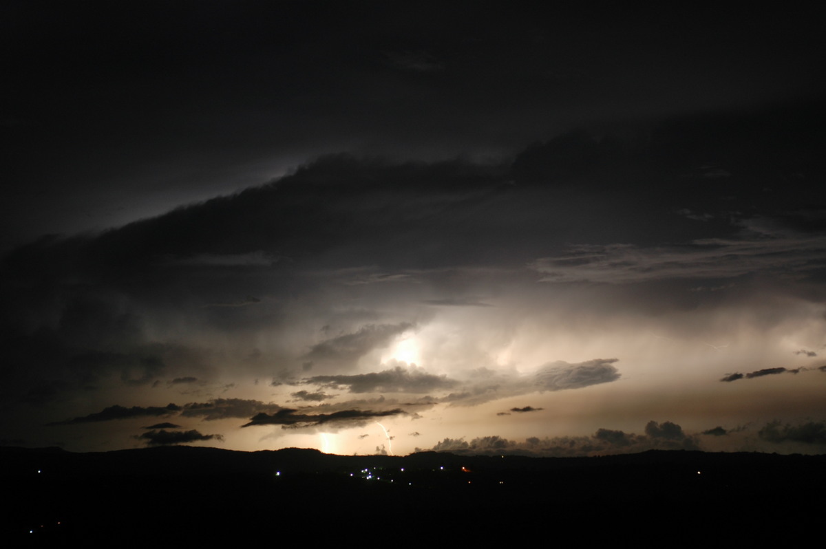 lightning lightning_bolts : McLeans Ridges, NSW   1 December 2005