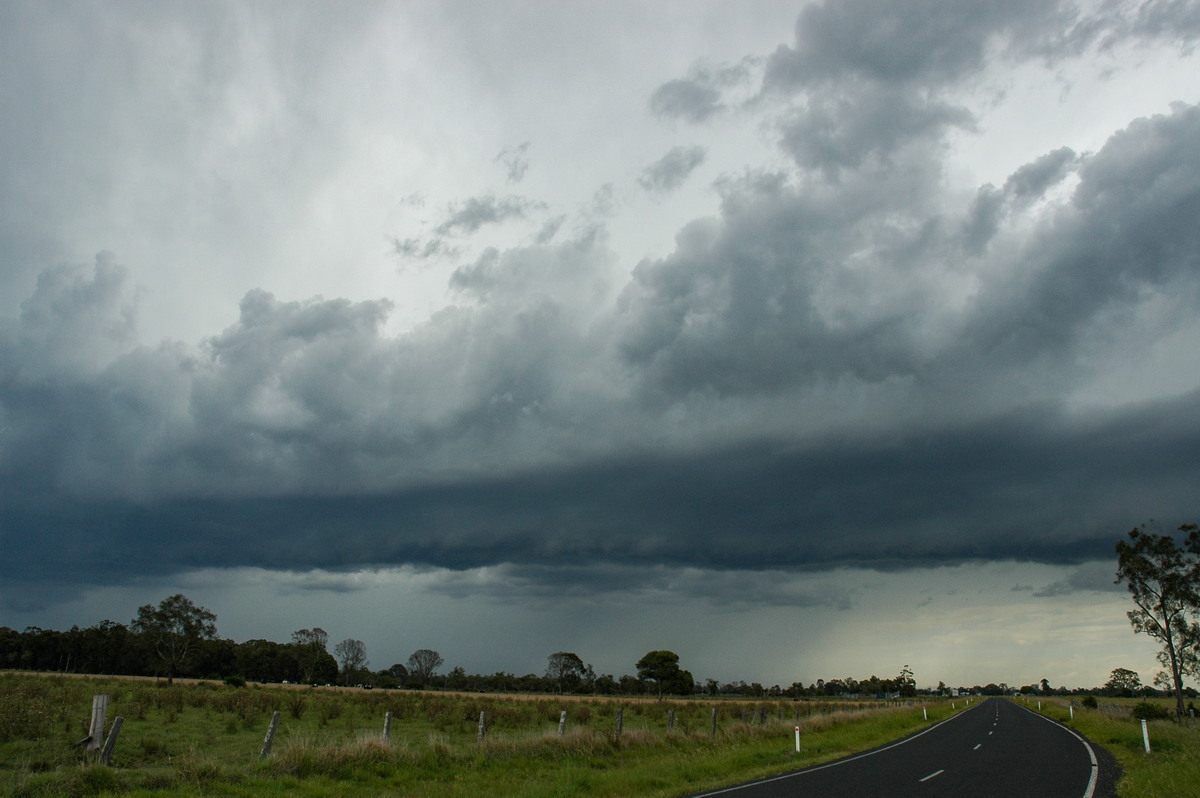 shelfcloud shelf_cloud : S of Lismore, NSW   1 December 2005