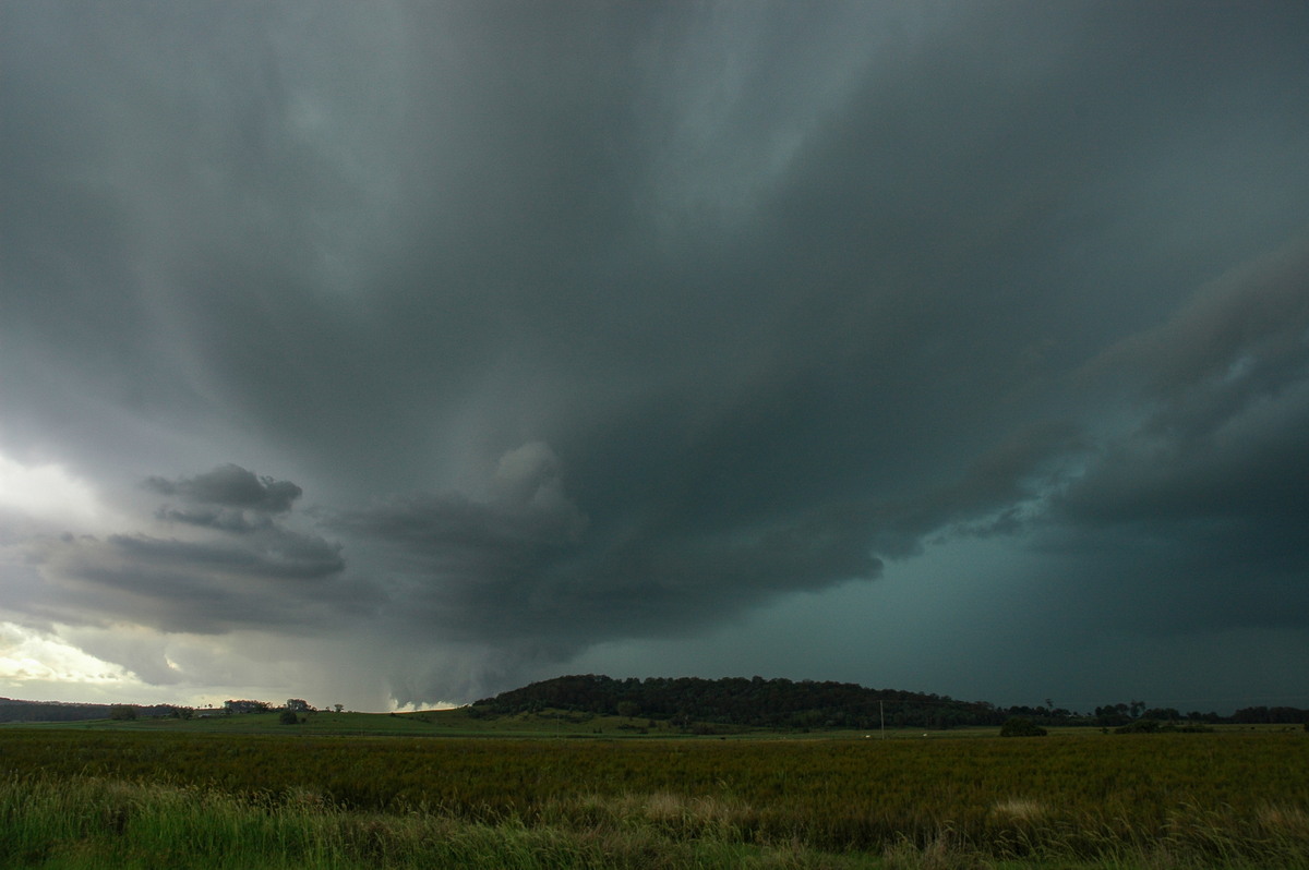 cumulonimbus thunderstorm_base : Coraki, NSW   1 December 2005