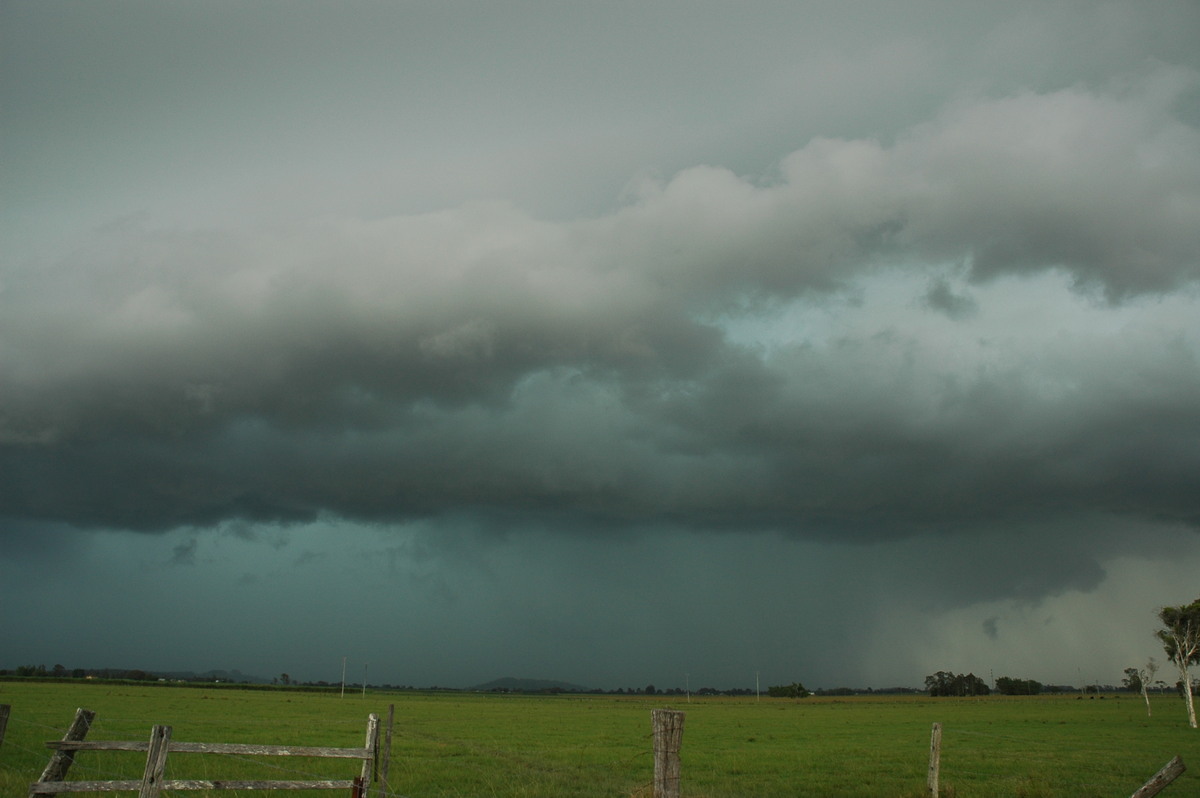 shelfcloud shelf_cloud : Woodburn, NSW   1 December 2005