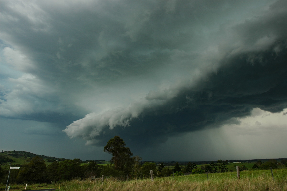 shelfcloud shelf_cloud : Wyrallah, NSW   8 December 2005