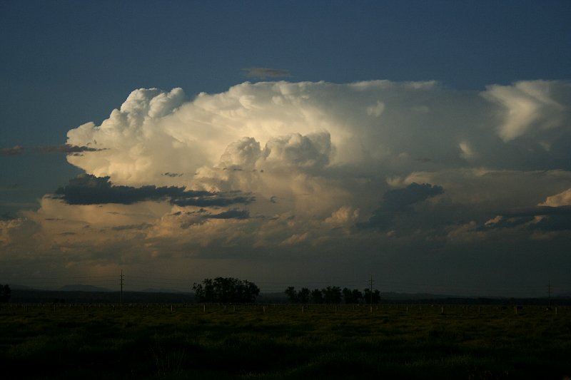 thunderstorm cumulonimbus_incus : Kempsey, NSW   13 December 2005