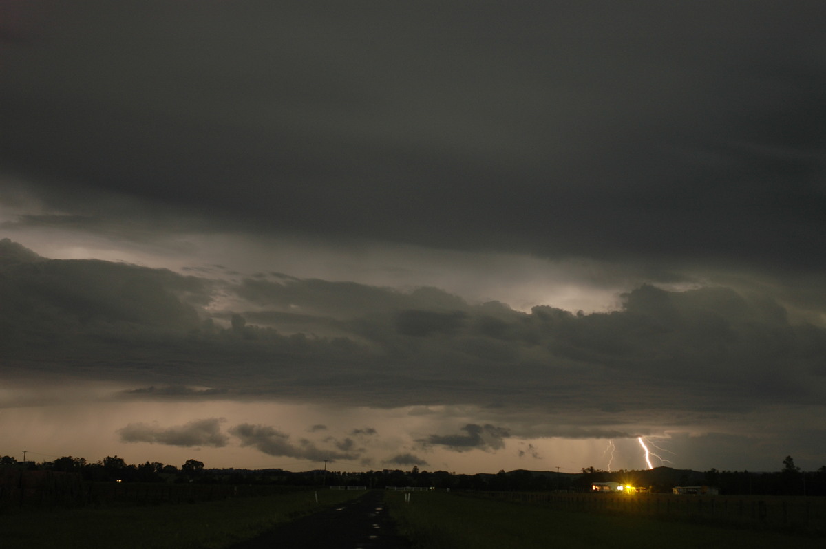 lightning lightning_bolts : near Casino, NSW   13 December 2005