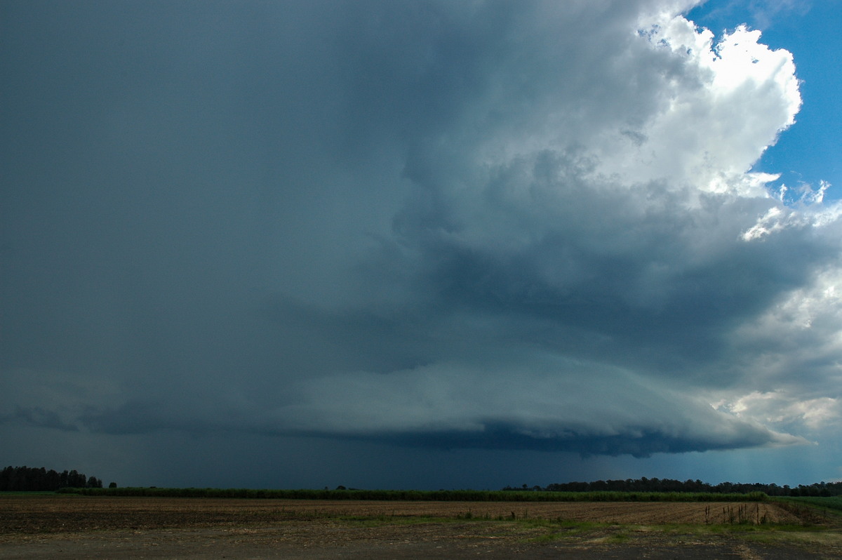 shelfcloud shelf_cloud : W of Broadwater, NSW   17 December 2005