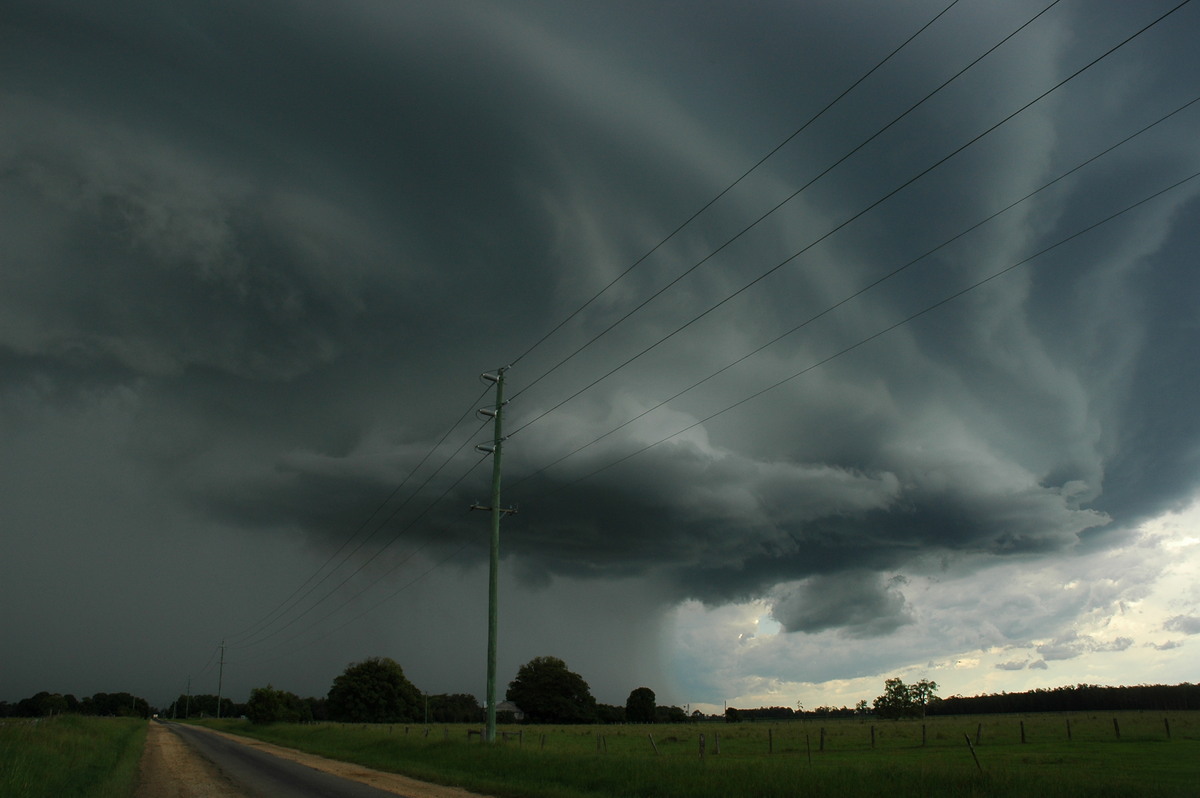 wallcloud thunderstorm_wall_cloud : Broadwater, NSW   17 December 2005