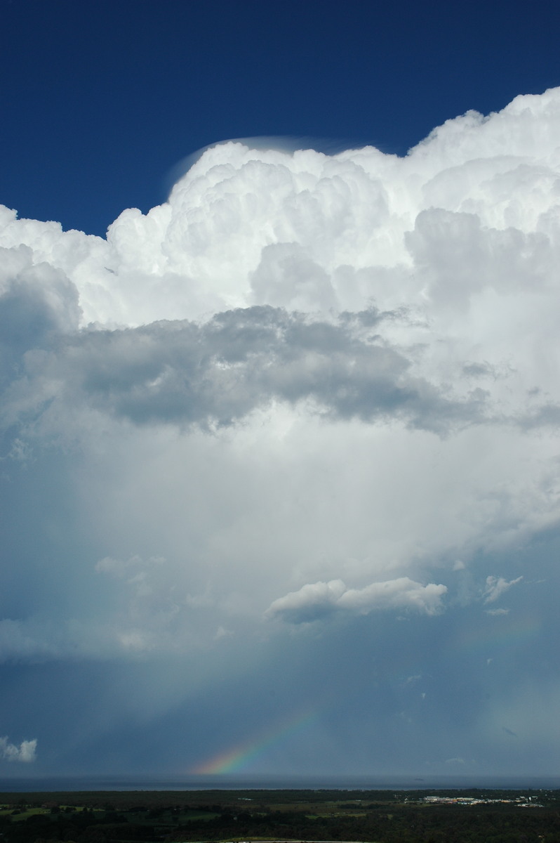 updraft thunderstorm_updrafts : Saint Helena, NSW   17 December 2005