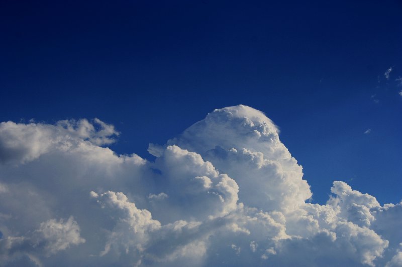 pileus pileus_cap_cloud : near Yarraman, Qld   26 December 2005