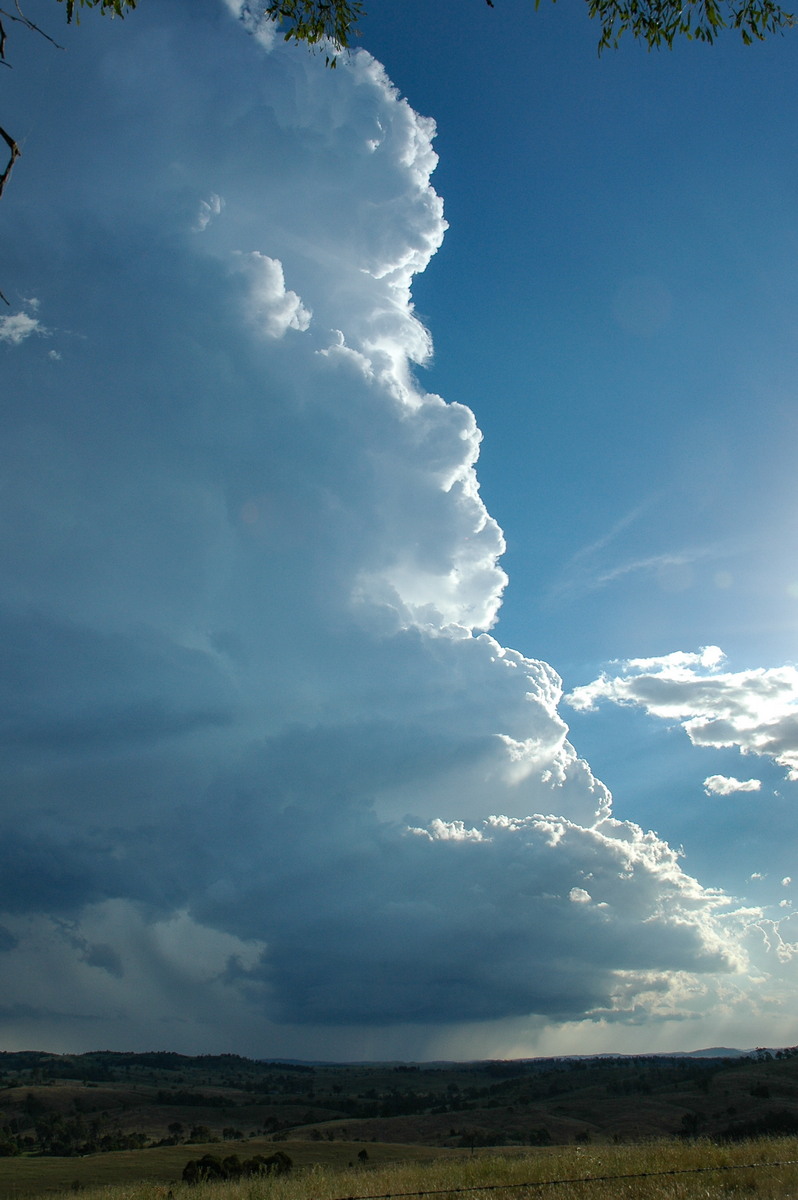 thunderstorm cumulonimbus_incus : near Yarraman, QLD   26 December 2005