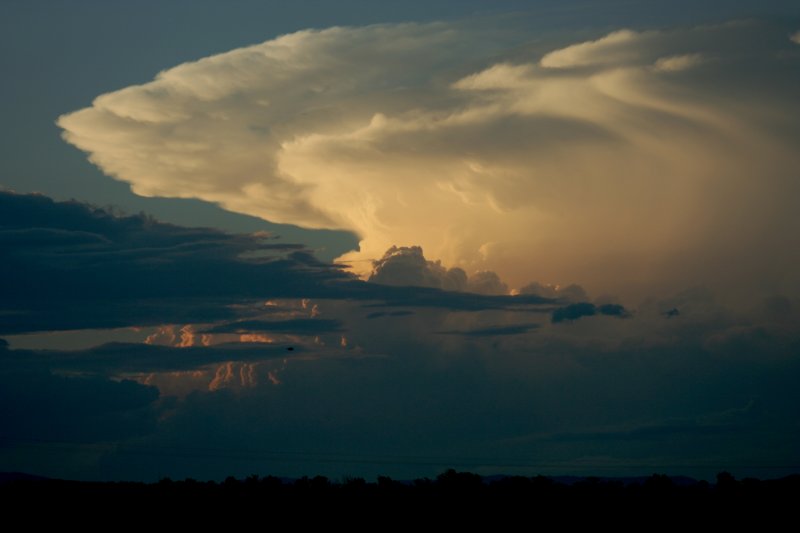 thunderstorm cumulonimbus_incus : Casino, NSW   27 December 2005