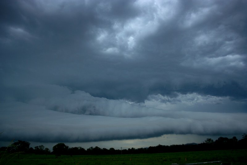 shelfcloud shelf_cloud : S of Nambucca Heads, NSW   28 December 2005