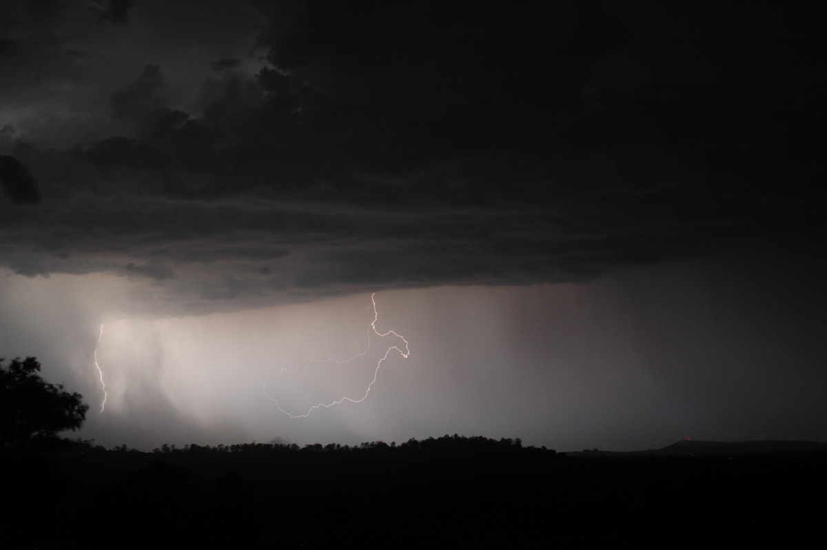 lightning lightning_bolts : Parrots Nest, NSW   3 January 2006