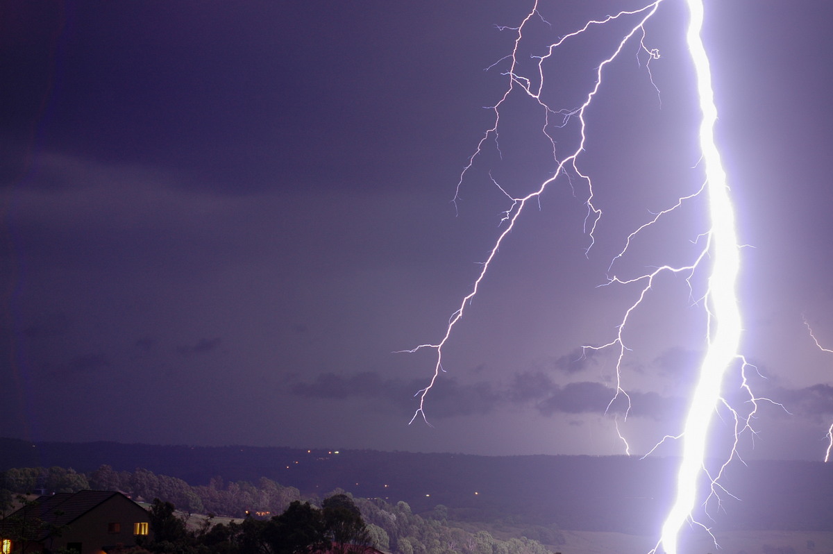 lightning lightning_bolts : McLeans Ridges, NSW   3 January 2006