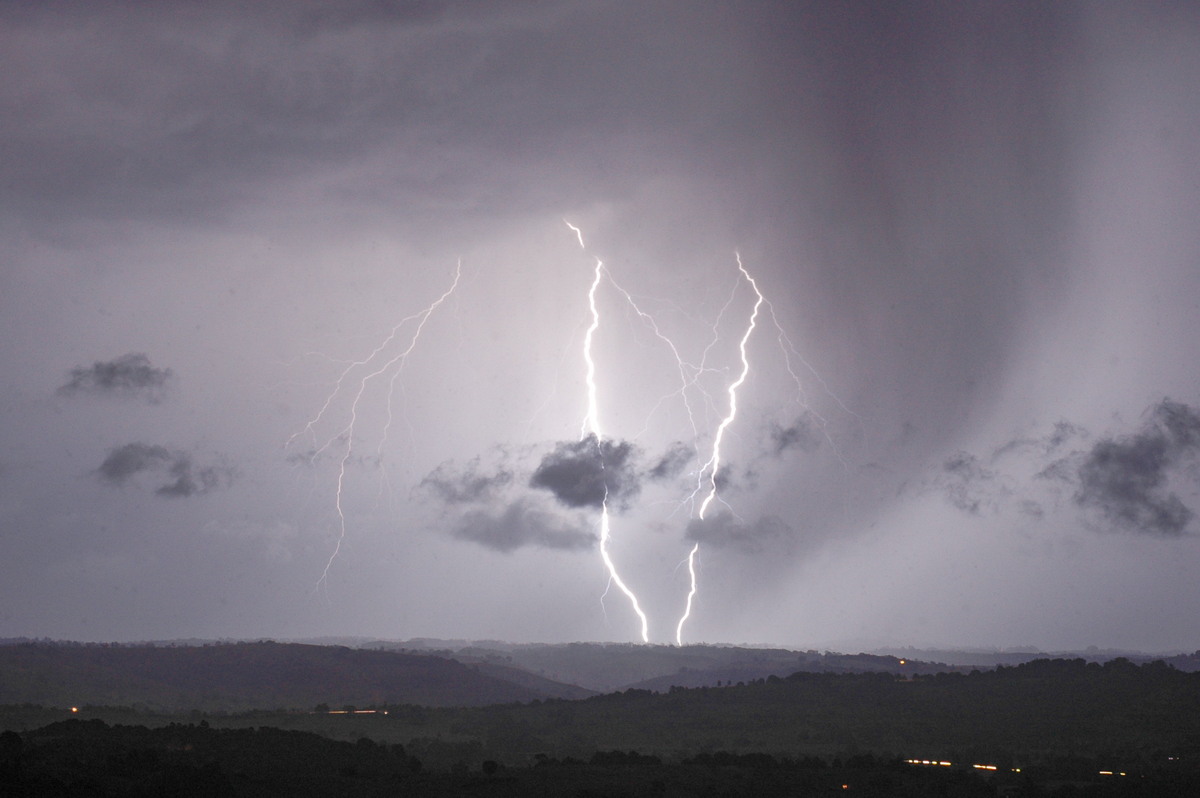 lightning lightning_bolts : McLeans Ridges, NSW   3 January 2006