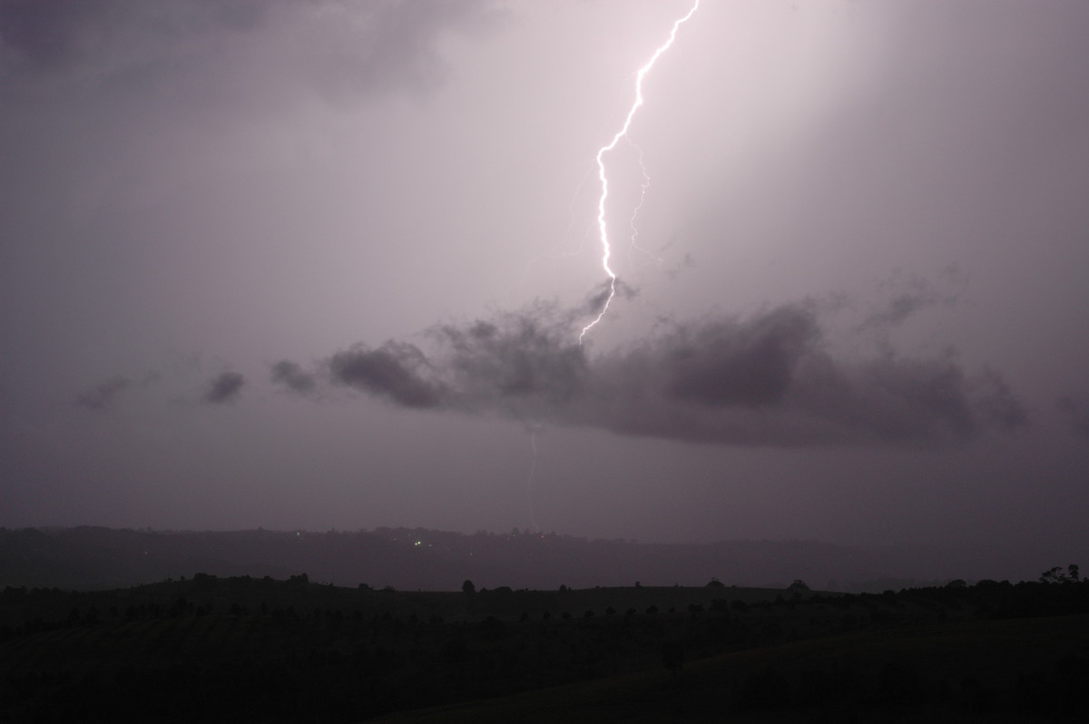 lightning lightning_bolts : McLeans Ridges, NSW   3 January 2006