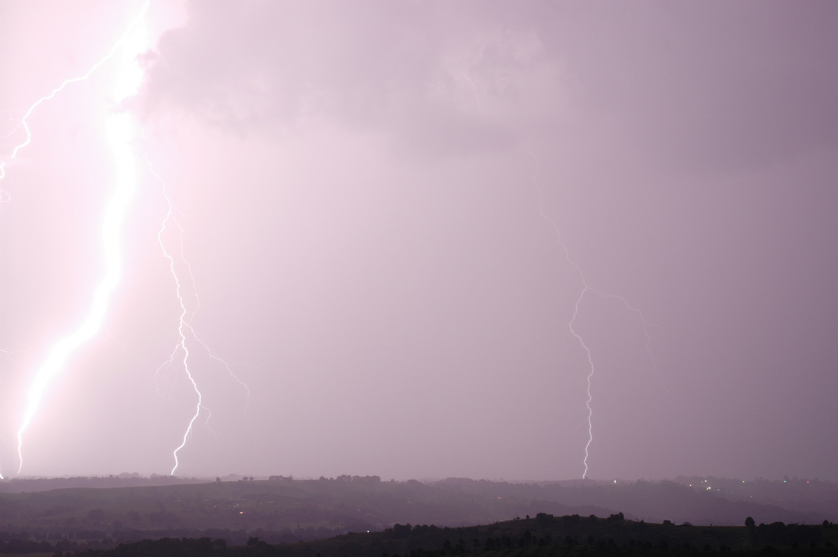 lightning lightning_bolts : McLeans Ridges, NSW   3 January 2006